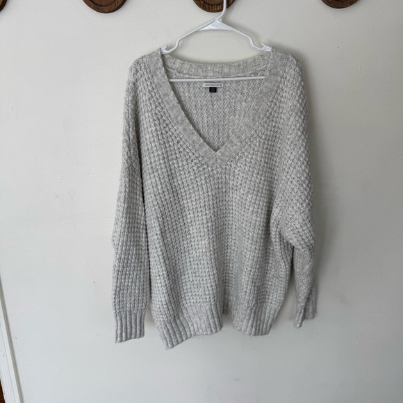 American Eagle Outfitters Sweaters - American Eagle grey chunky knit cozy v neck sweater size XL